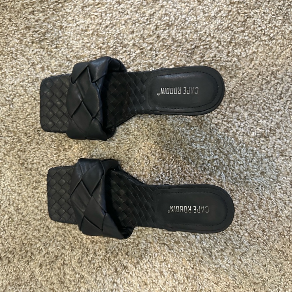 Cape Robbin Black Quilted Slide Sandals
